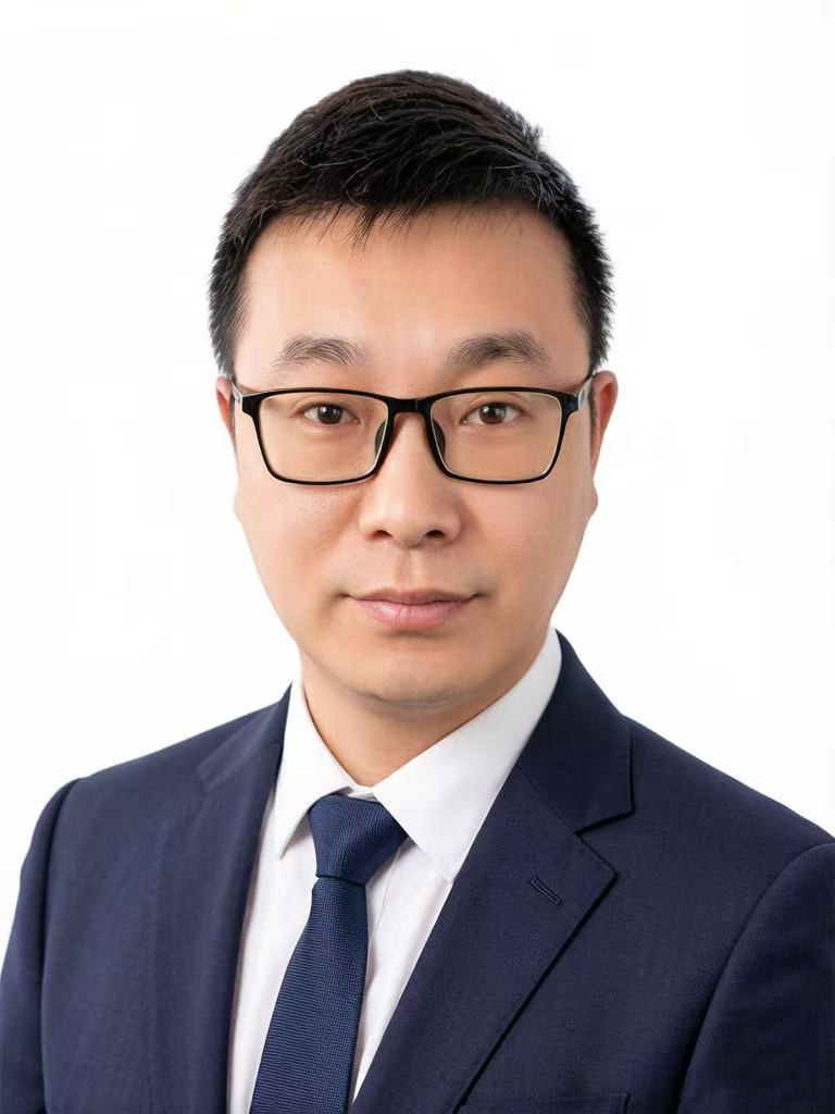 刘腾.jpg